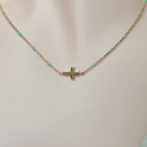 ⚜️ Gold and Turquoise Beaded Necklace - Picture 4 of 7